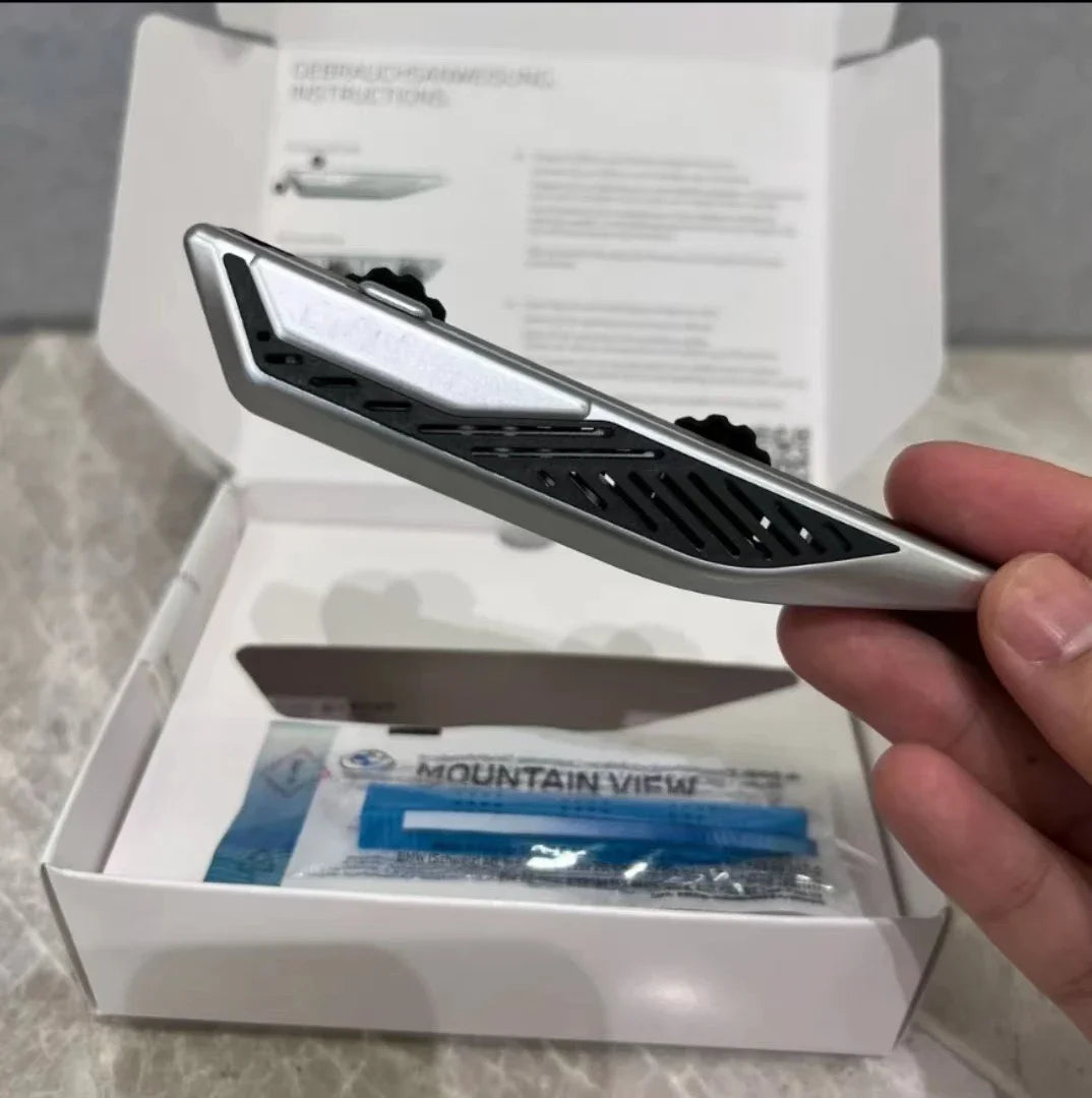 Difusor Ambientador para Auto con Clip — Forma de Hoja, Perfume Elegante para BMW y Más